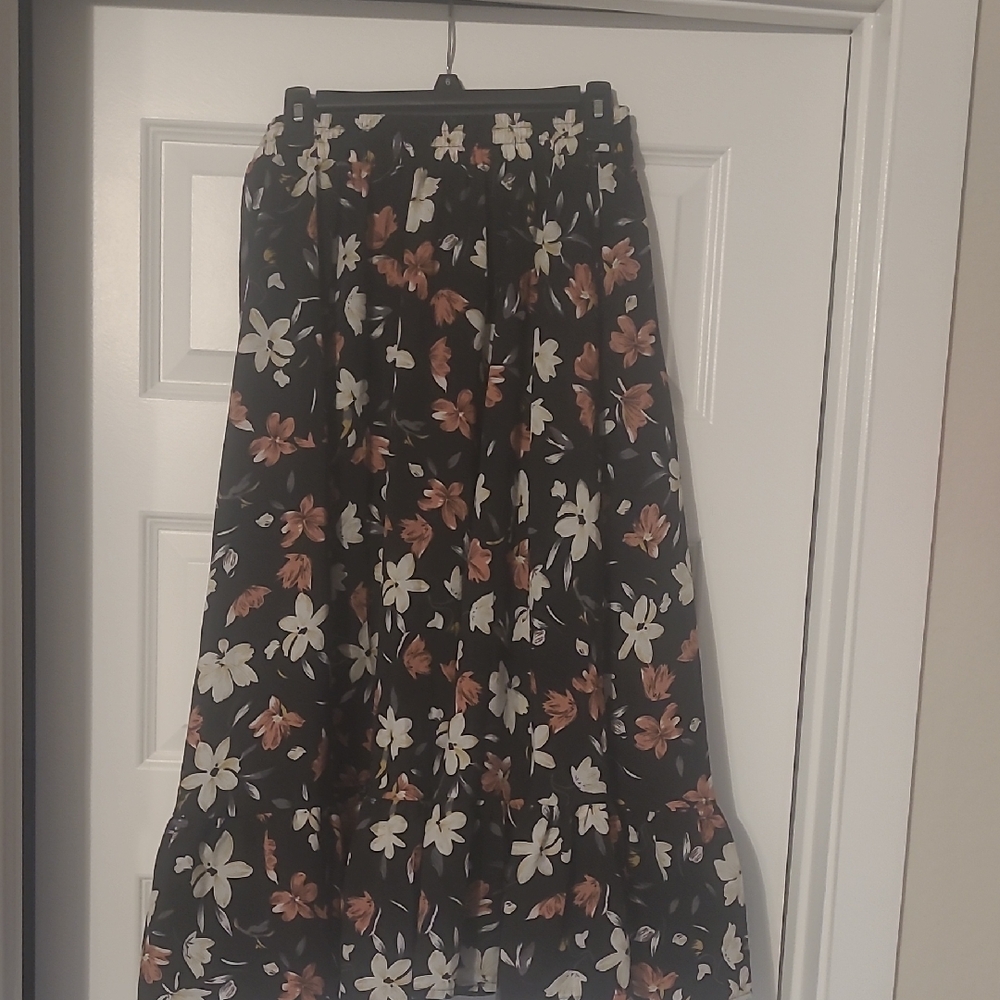 SHEIN Black Floral Maxi Skirt